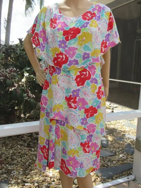 Sz Small Short floral silk 1970's Ms Holly Harp fantastic dress, 34 bust,  38 hip